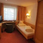 Hotel Kertess 4*