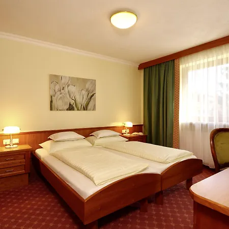 Hotel Kertess 4*