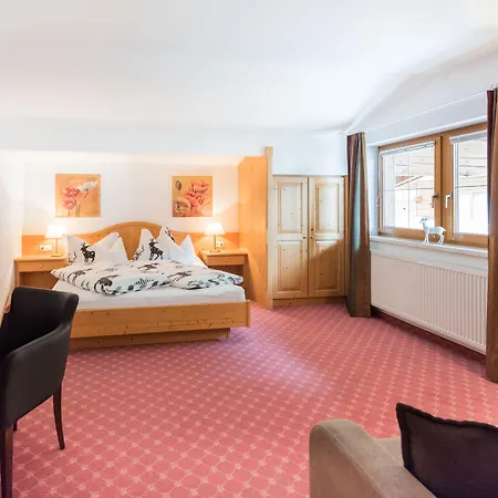 Kertess Hotel