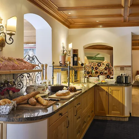 Hotel Kertess 4*
