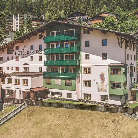 Kertess Hotel 4*