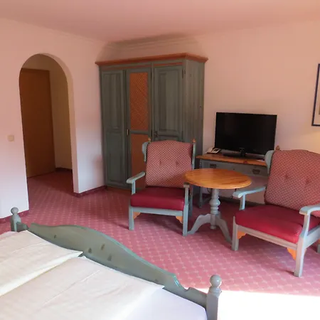 Kertess Hotel