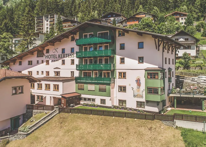 Kertess Hotel 4*