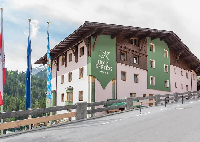 Kertess 4*